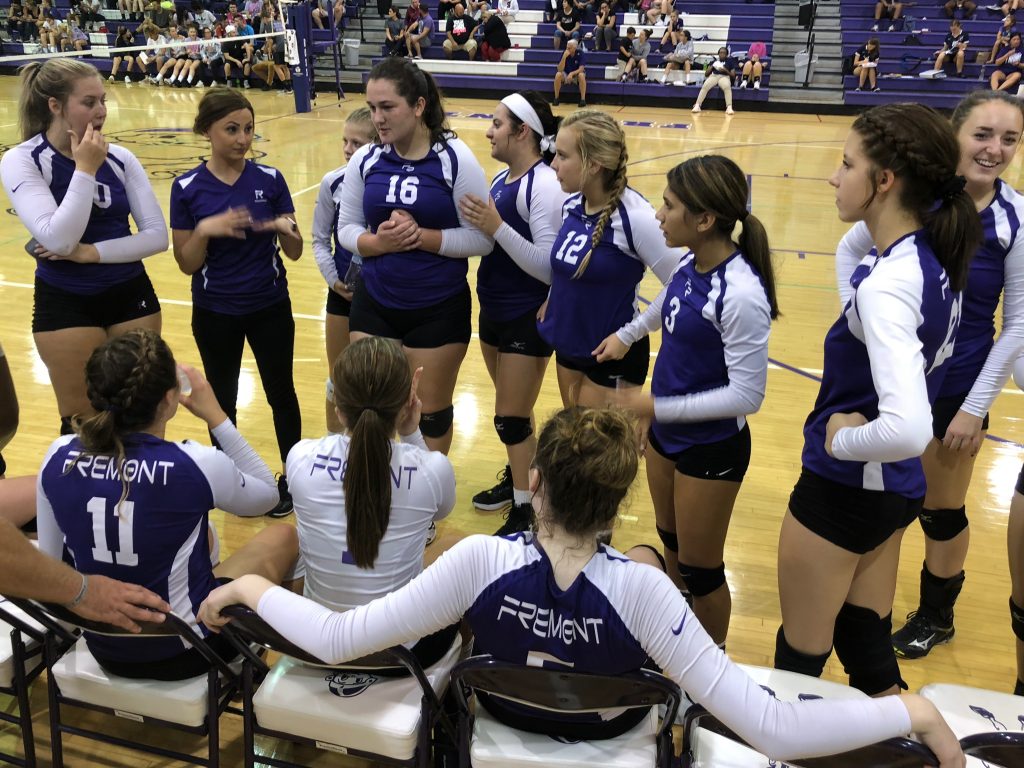 All eyes forward for Lady Giant volleyball in sweep of Sandusky